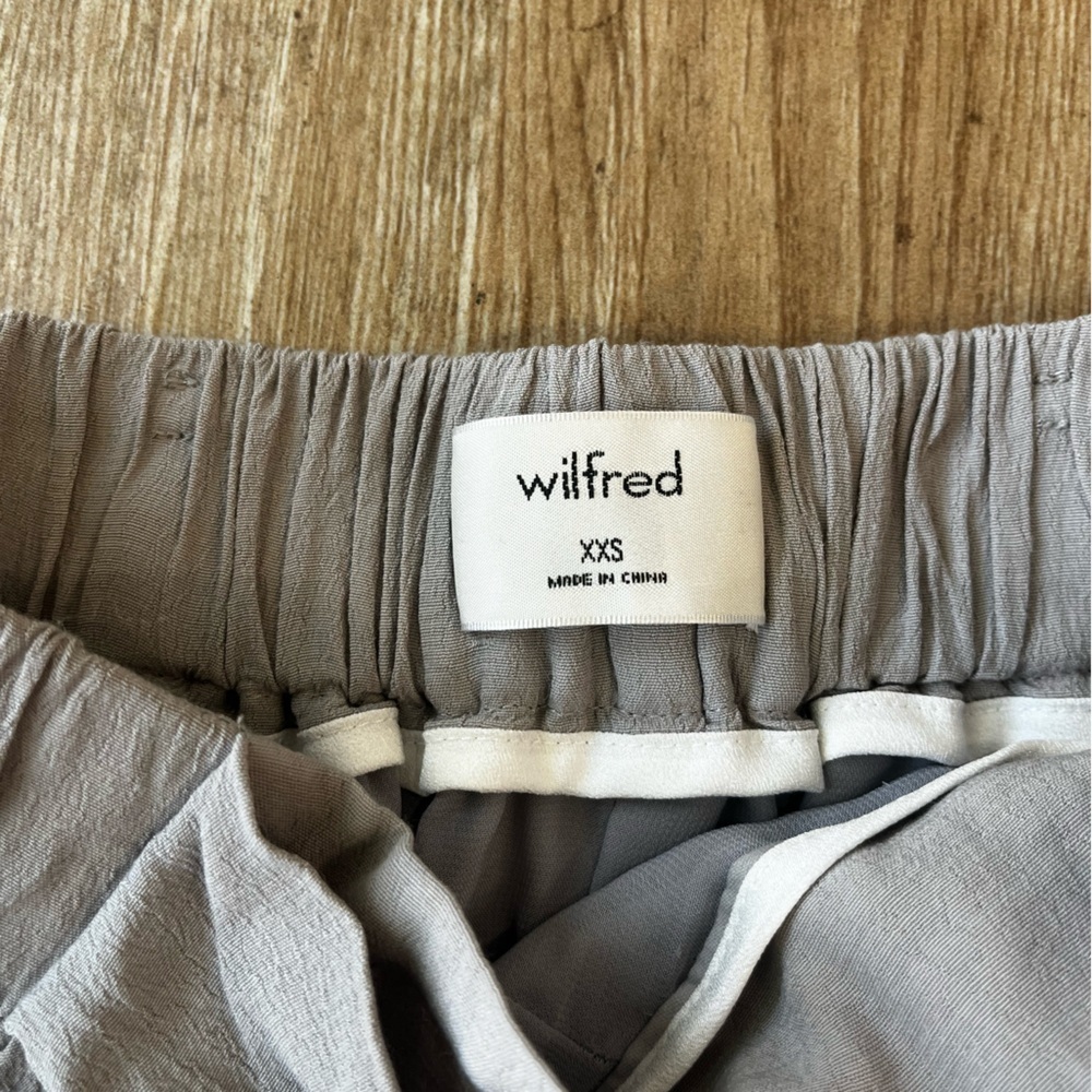 Wilfred Aritzia Bossier High Rise Front Tie Shorts - Picture 4 of 5